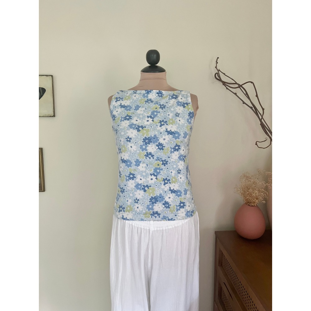 Vintage Y2K Loft Daisy Knit Tank